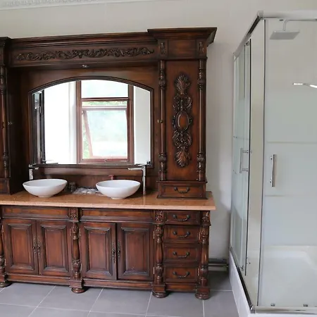 Chateau Perrin D'hoge * Bonzac