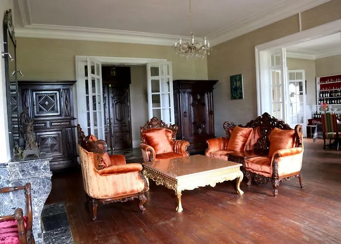 Дом отдыха Chateau Perrin D'hoge