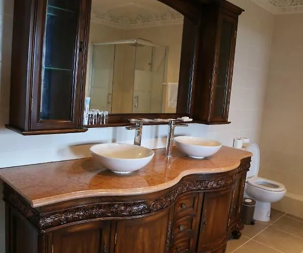 Дом отдыха Chateau Perrin D'hoge